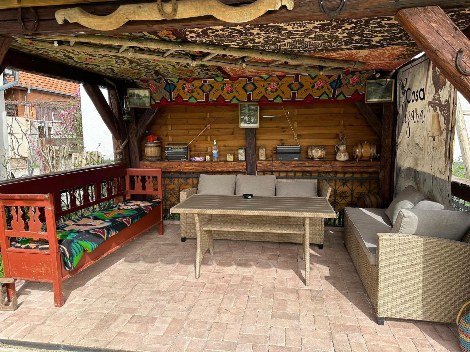 Casa Cezara Apartment Silvasu de Jos ภายนอก รูปภาพ